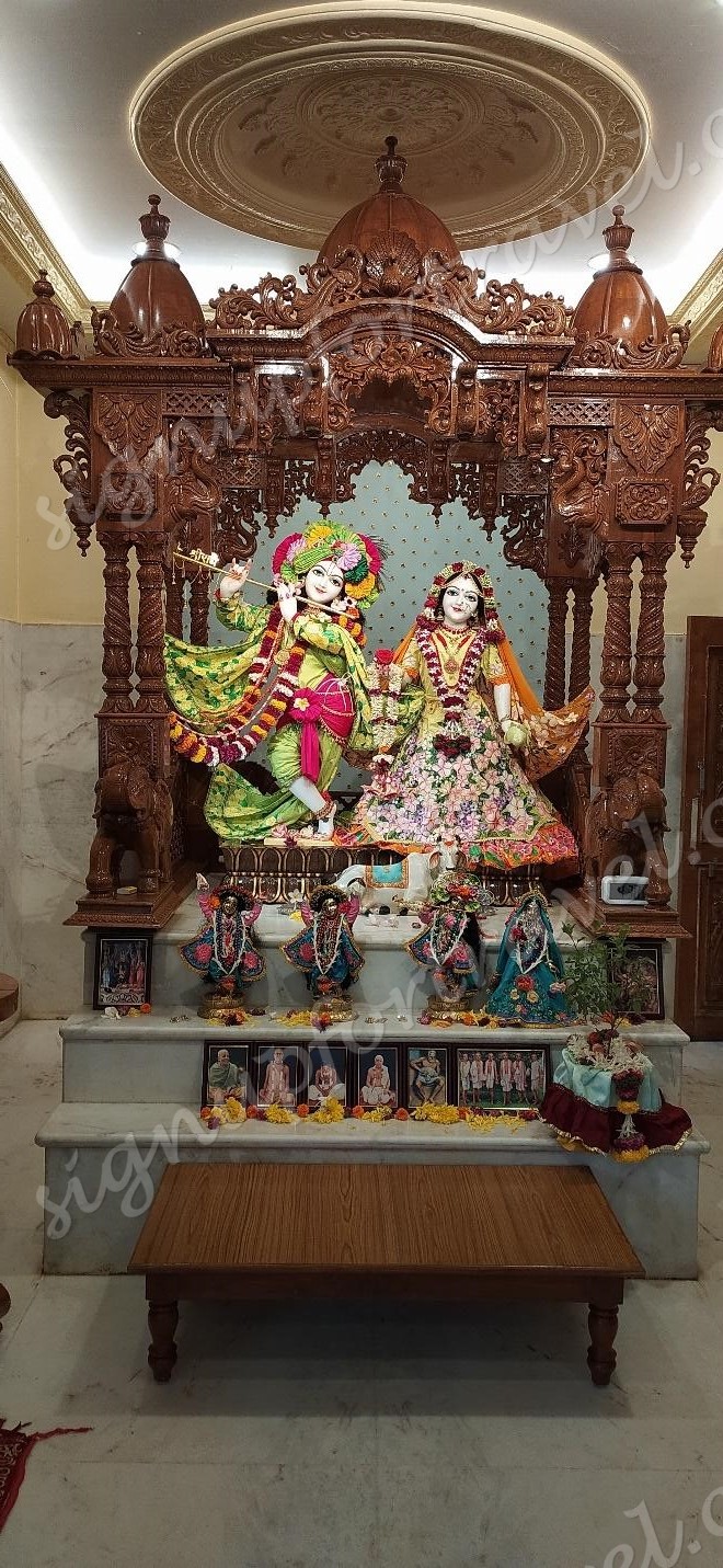 21_Beautiful Vigraha of Sri Krishna and Radha- Rajgad and Baneshwar travelogue