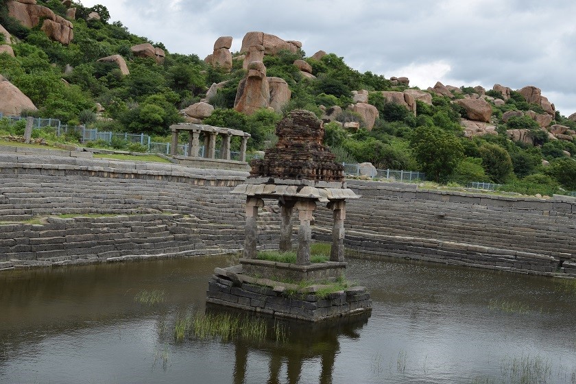 Pushkarani / Loka Pavani near Vitthala temple