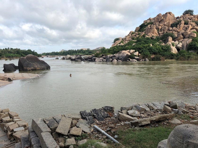 Tungabhadra River for company at Hampi