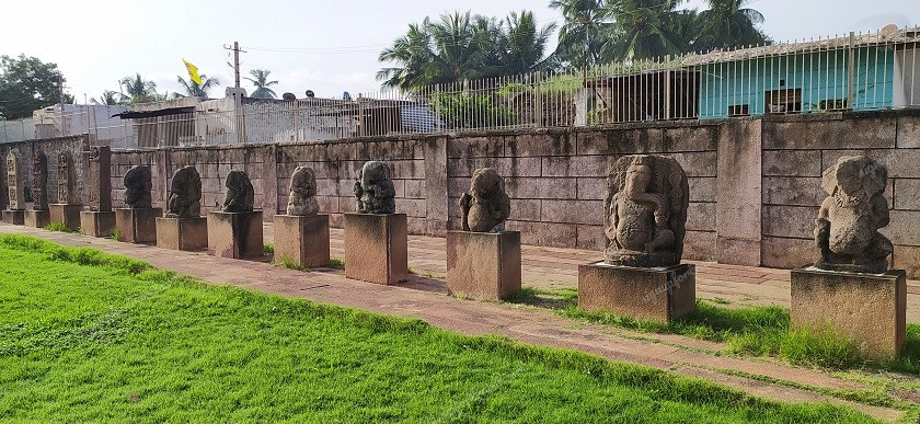 Ganesha idols, Aihole