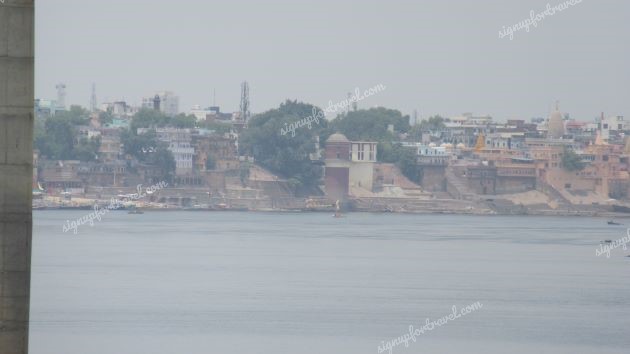 Zoomed in view of Varanasi Ghats from Ramnagar Fort