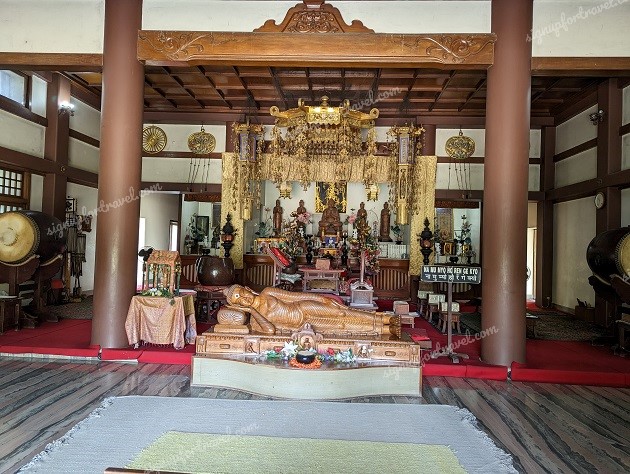 Inside of Japanese Temple at Sarnath