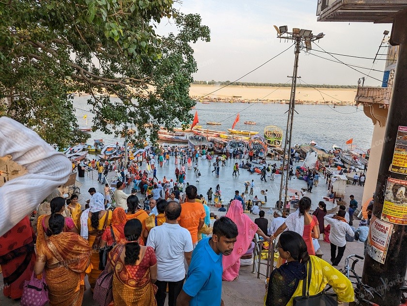 Crowd near Dashashwamedh ghat